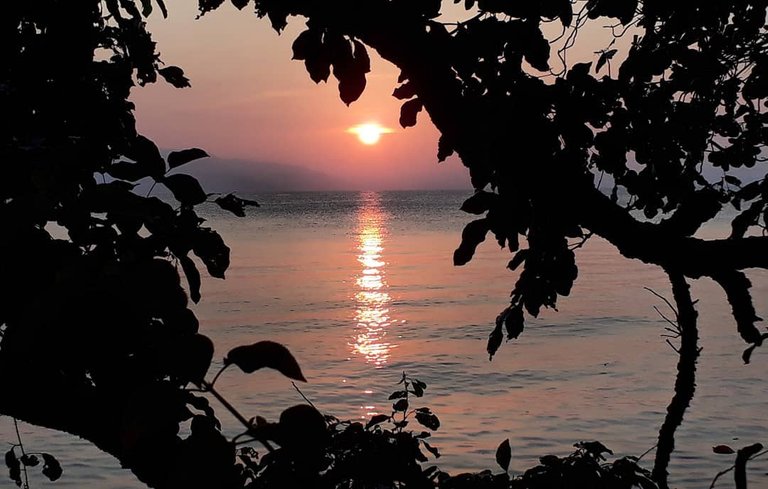 Sunrise at Tagbaobo, Island Garden City of Samal 1.jpg