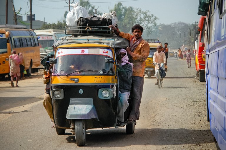 rickshaw2158447_1280.jpg