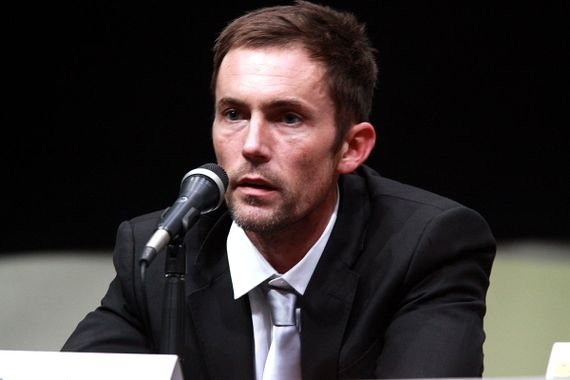 elementary desmond harrington as michael.jpg