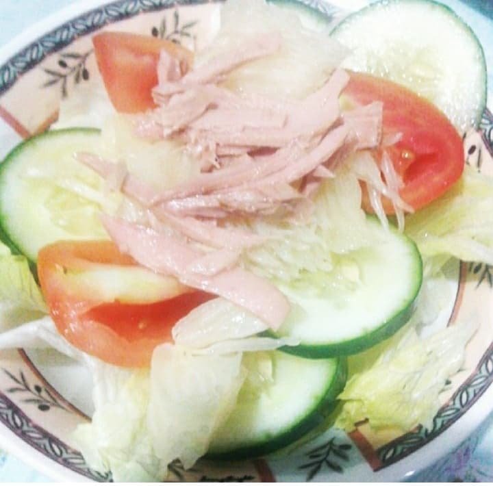 cucumber_tomato_tuna.jpg