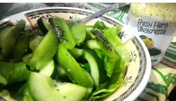 lettuce_cucumber_kiwi.jpg