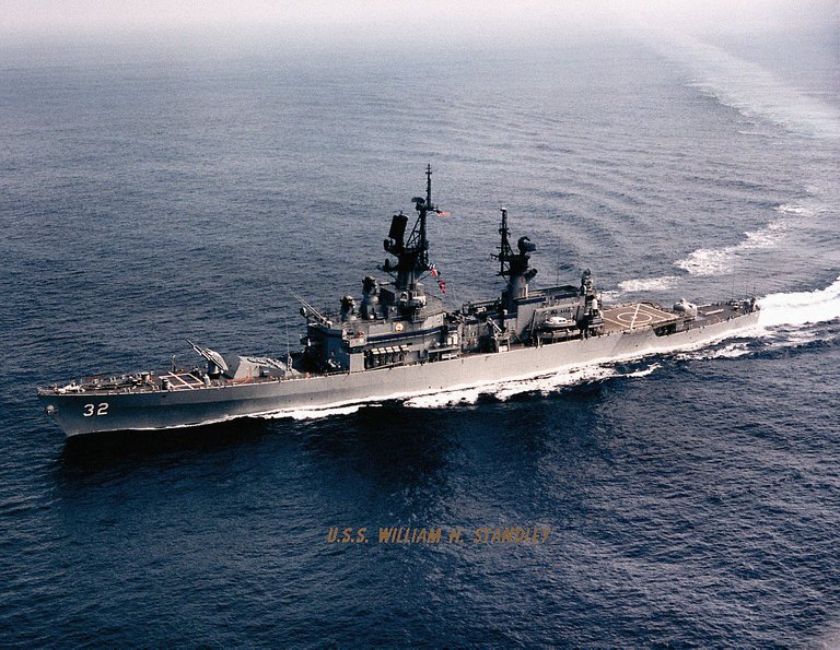 USS William H. Standley CG32.jpg