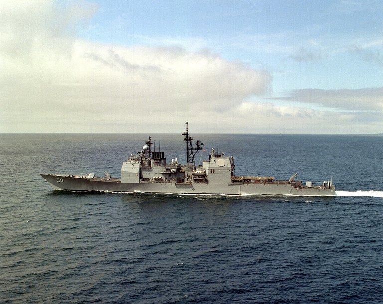 USS Valley Forge CG50.jpg