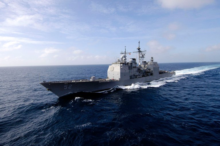 USS Bunker Hill CG52.jpg