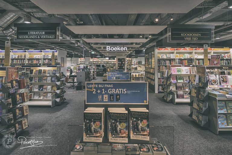 empty_bookshop.jpg
