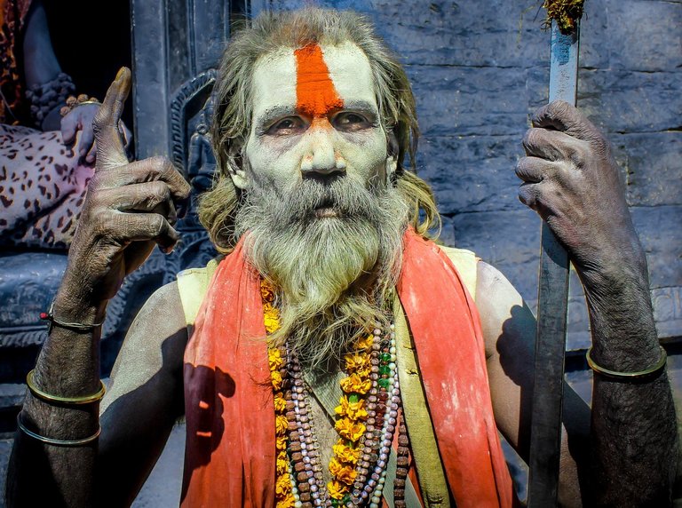 man1245666_1280.jpg