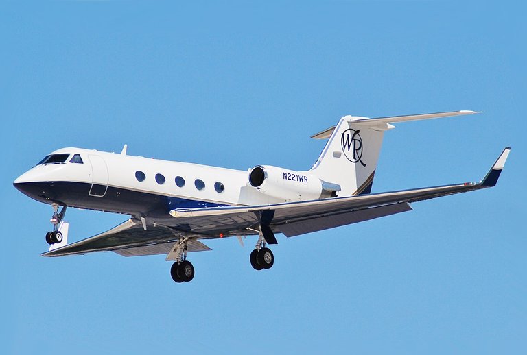 Gulfstream III.jpg