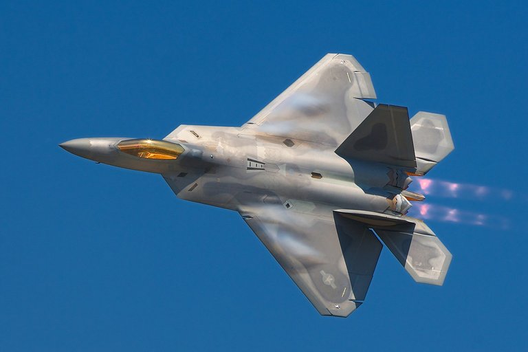 Lockheed Martin F22 Raptor.jpg