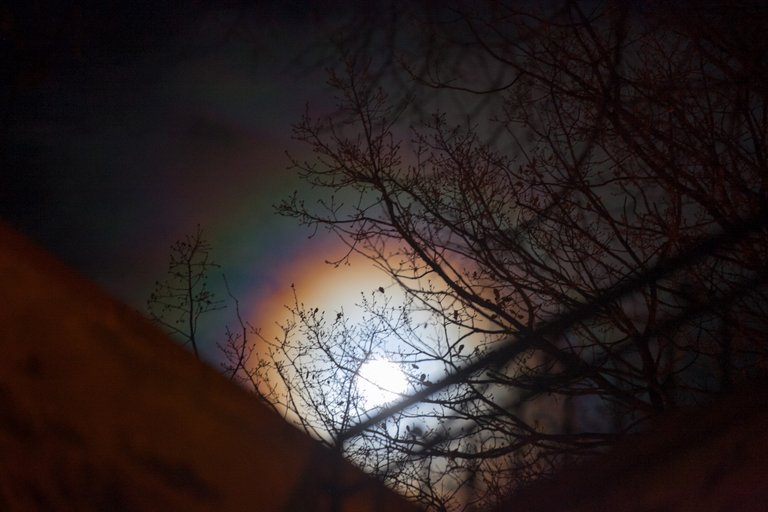 moonbow2.jpg