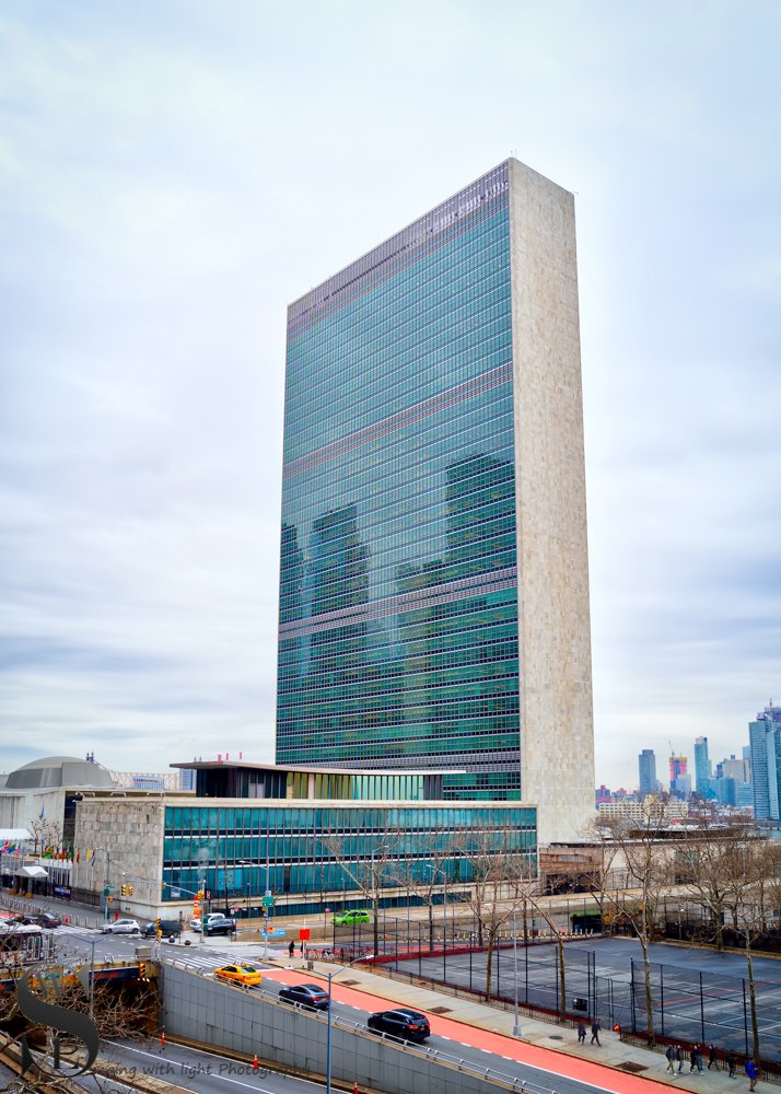 1 1 UNHQ4.jpg