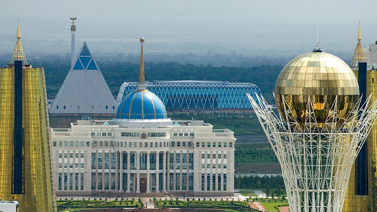 astana3.jpg