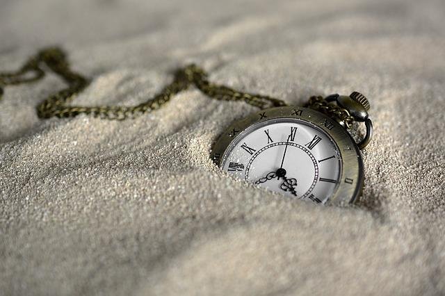 pocket-watch-3156771_640.jpg