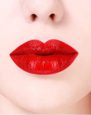 poder-seductor-labios-rojos-carmesi--300x380.jpg