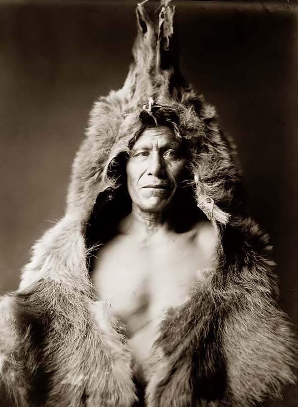 Indian-in-Bear-Fur-Costume.jpg