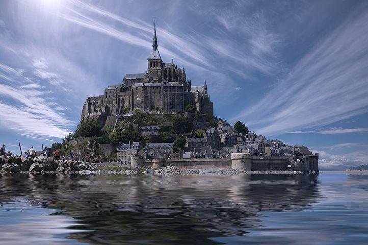 mont-saint-michel-688405__480.jpg