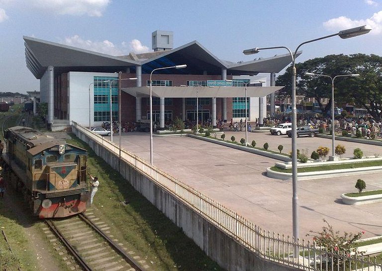 800px-Rajshahi_Railway_Station.jpg