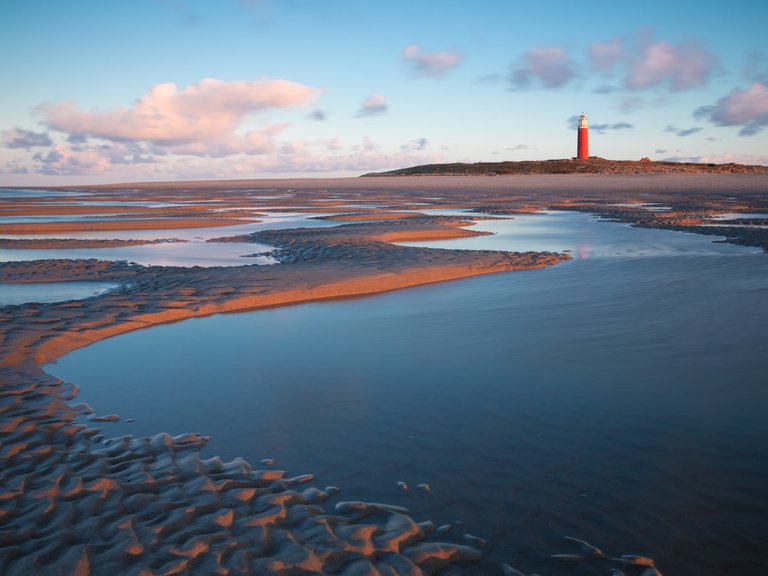 Because the sea was so hard to navigate, all Dutch islands have lighthouses. Some even more than one!