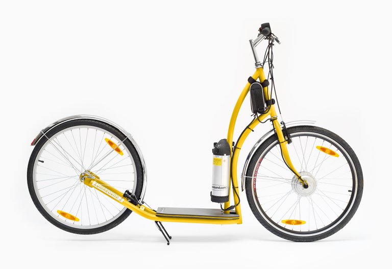 Yellow-ZÜMAROUND maxiZüm ELECTRIC PUSH SCOOTER 1.jpg