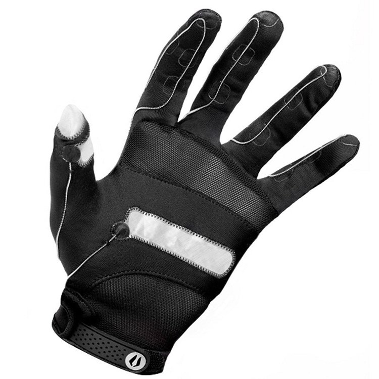 Glove1.jpg