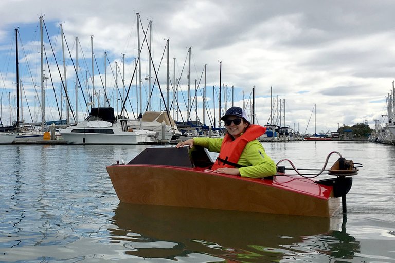 mini-boat-emeryville-harbor-juliann-rapid-whale.jpg