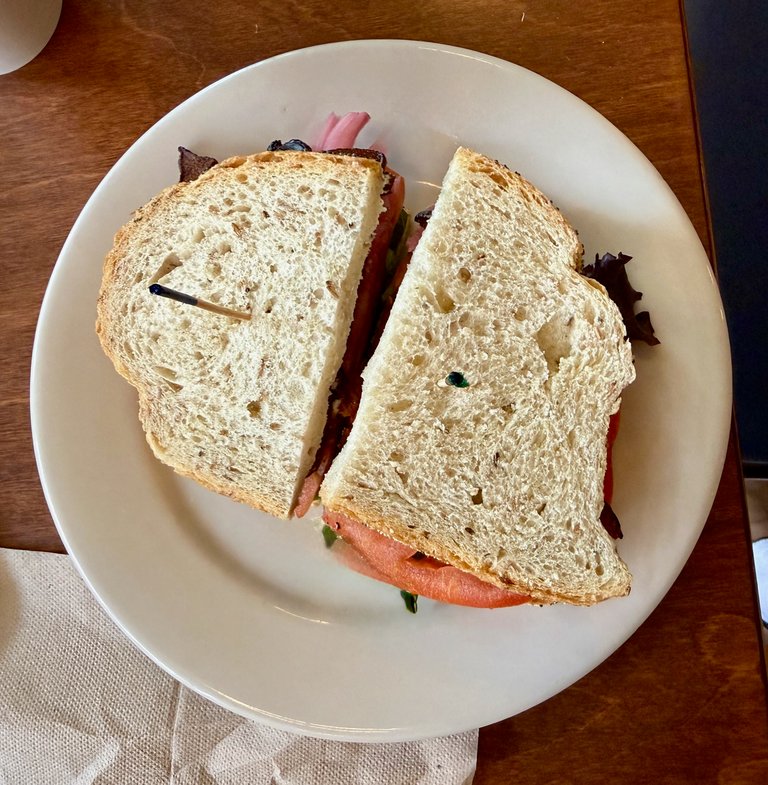 BLT