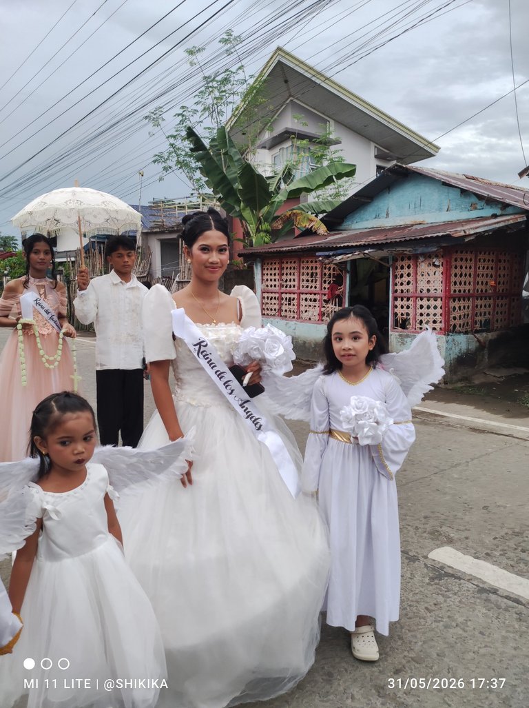 A Beautiful Reyna for Flores de Mayo 😊❤