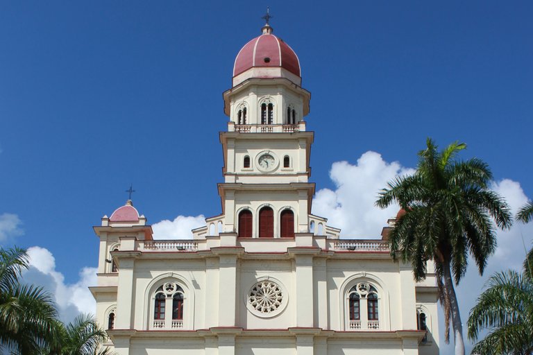 Detalles de la Iglesia Principal.