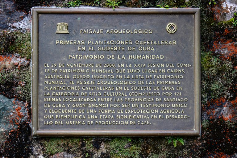 Placa Conmemorativa al otorgamiento de la categoría Paisaje Arqueológico Patrimonio de la Humanidad por la UNESCO.