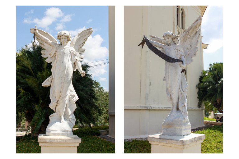 Angelotes custoriando las puertas de Capilla de los Milagros.