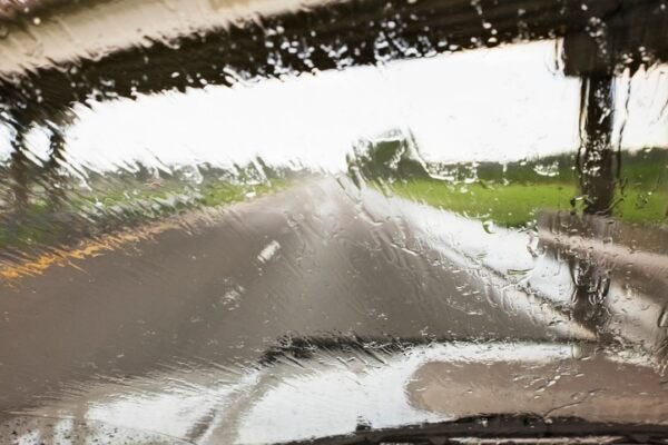 safe-driving-heavy-rain-revise