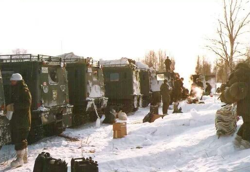 BV's in a bivouac winter exercise