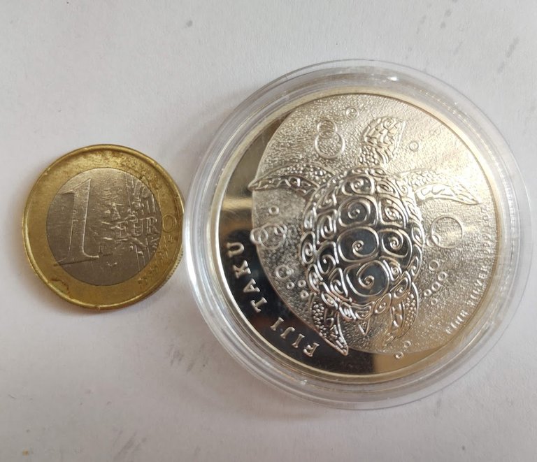 fuji taku silver coin vs euro.jpg
