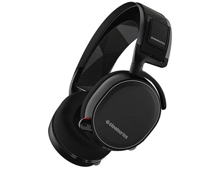 SteelSeries-Arctis-7-Lag-Free-Wireless-Gaming-Headset-04.jpg