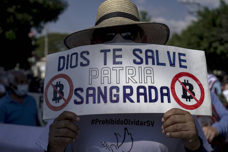 El Salvadors BTC Adoption Plan Falls Short Crypto Accounts for Less Than 2 of Remittances