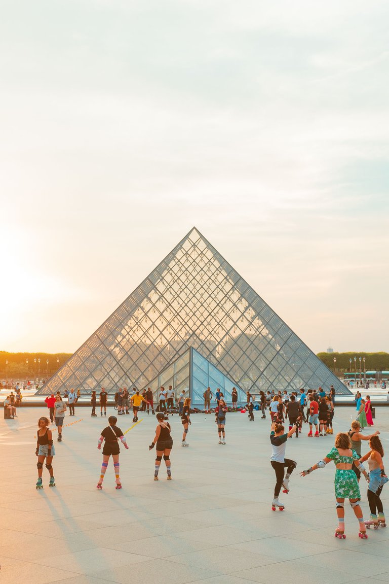 © Ruben Cress - Pyramide du Louvre