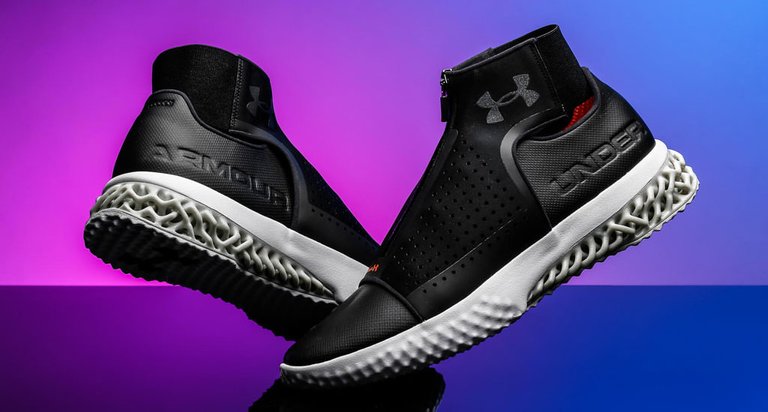 Under-armour-ArchiTech-Futurista_03.jpg