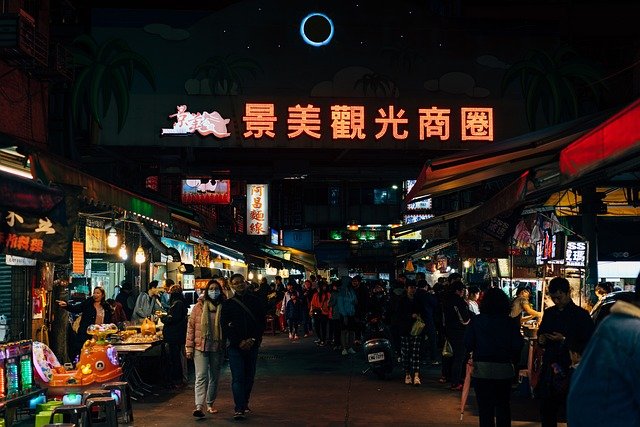 nightmarket5468795_640.jpg