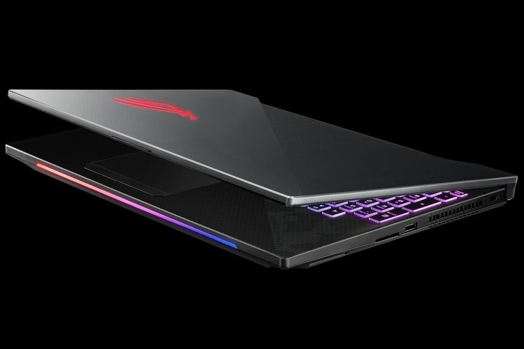 ASUS-rog-strix-scar-ii-3.jpg