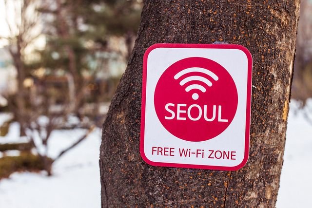 The free internet with high-speed is available in lots of public places in South Korea.