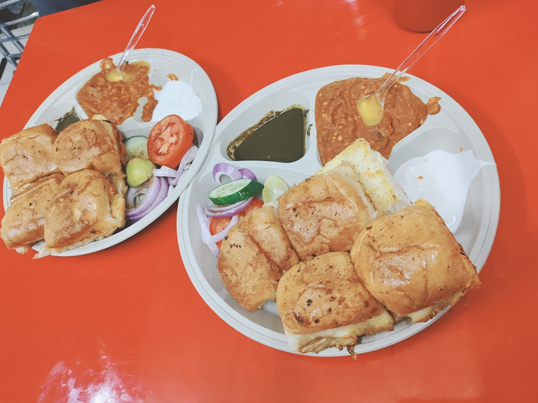 Paav-Bhaji-random-park.png