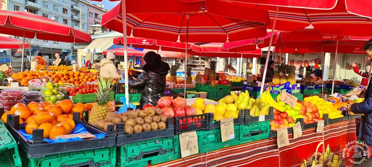 Zagreb's Open Market - Kvaternik Square