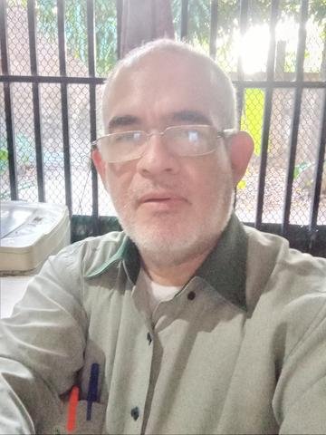 How to sprout and grow garlic at home easily! | ¡Como germinar y cultivar ajos en casa súper fácil!