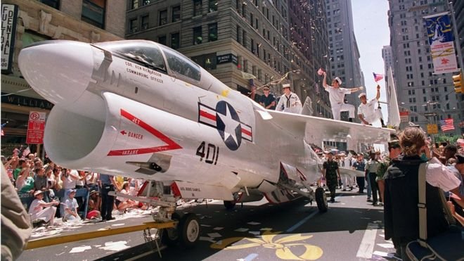 A Navy jet is pulled down Broadway Avenue in a June 1991 welcome ho![](https://cdn.steemitimages.com/DQmTkRHb4Bqzgs6myKSfpWKNEVw7fjxmSmCA4dsqgi7iczx/image.png)me parade for returning Gulf War troops