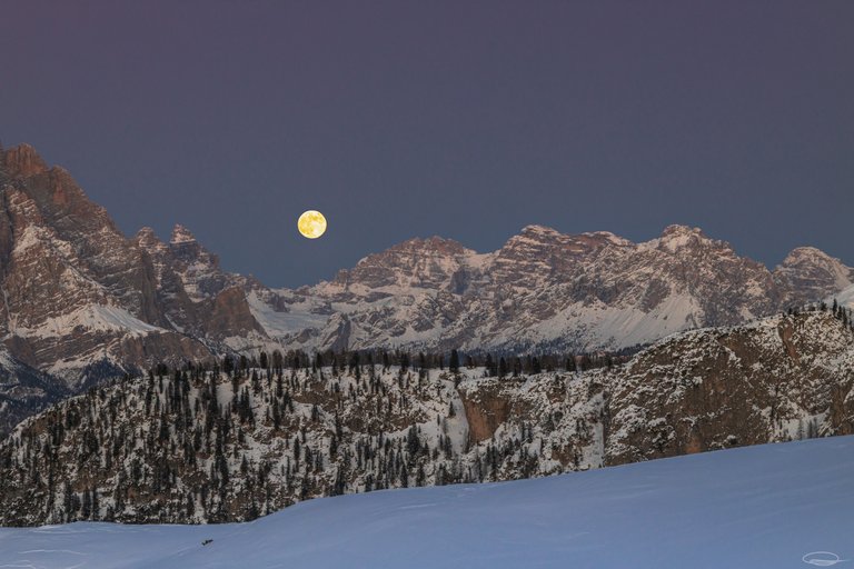 Missed Sunset in the Dolomites - Passo di Giau - Johann Piber