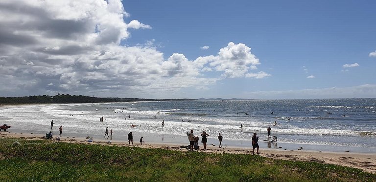 woolgoolga_beach.jpg