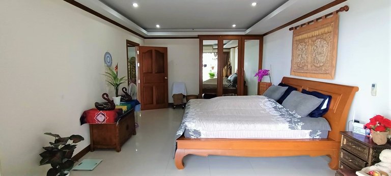 jomtien_new_home_bedroom.jpg