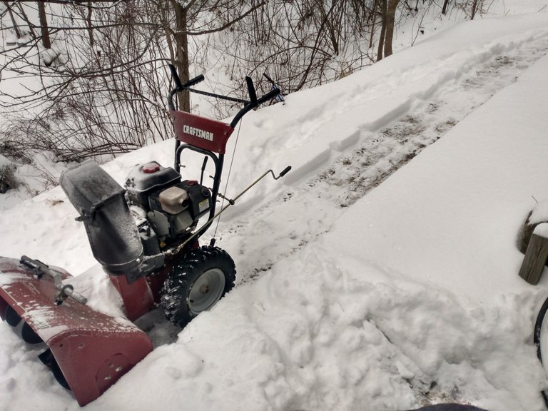 snowblower.jpg