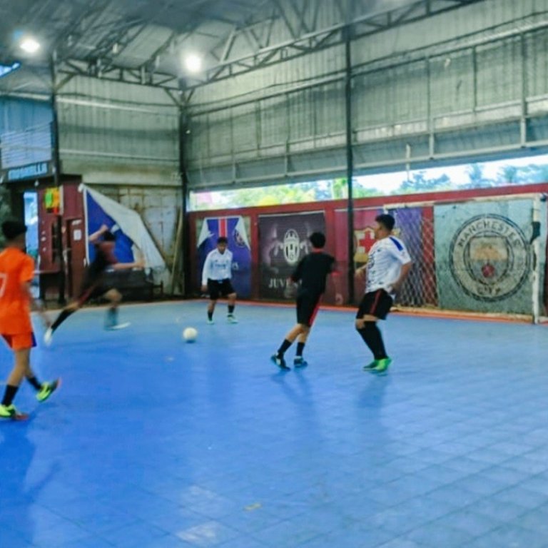 Enjoying the futsal