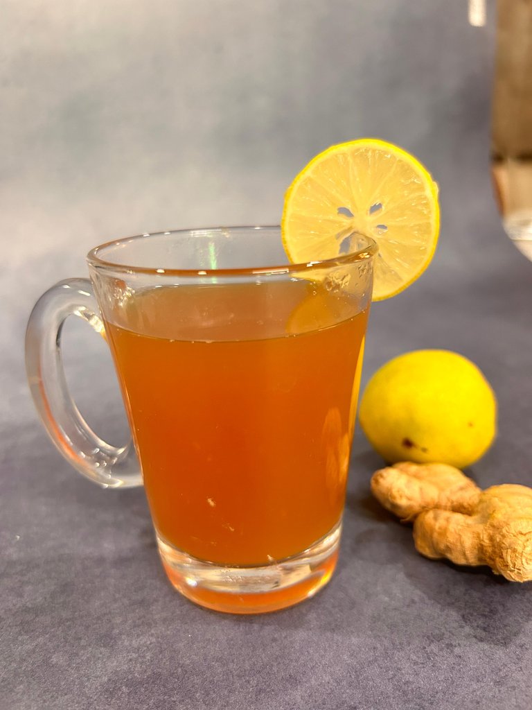 Lemon, ginger & honey tea 