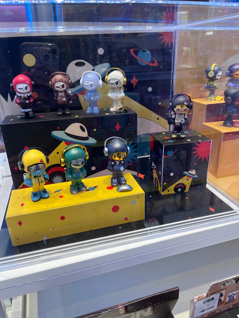 This is definitely my favourite collection. The Mr Bone series. 